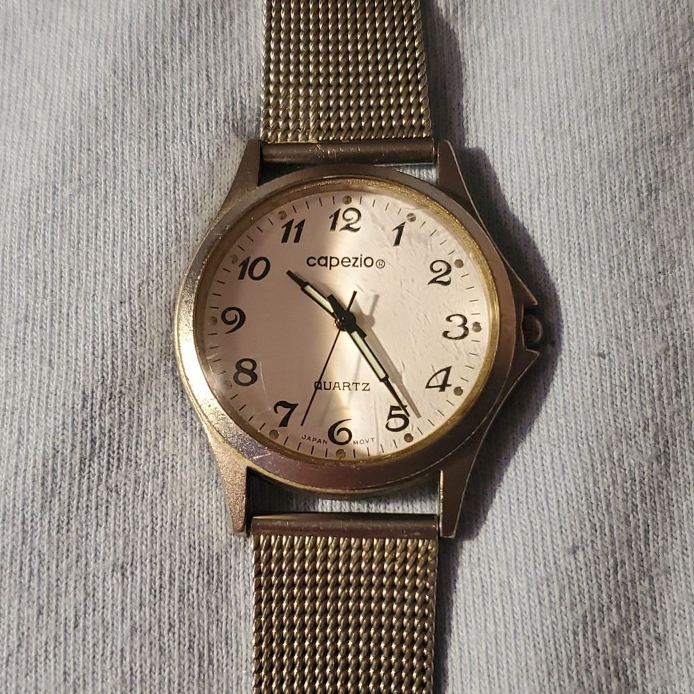 Capezio Watch Women Silver Round Face Mesh Buckle Band New Battery 8.5"